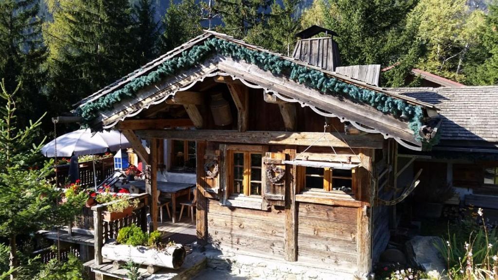 Hotel Les Chalets De Philippe Avec Jacuzzis Privatifs Chamonix Bagian luar foto
