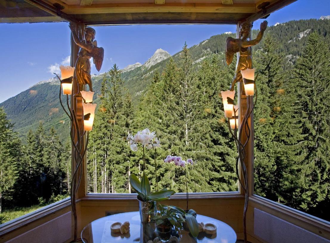Hotel Les Chalets De Philippe Avec Jacuzzis Privatifs Chamonix Bagian luar foto